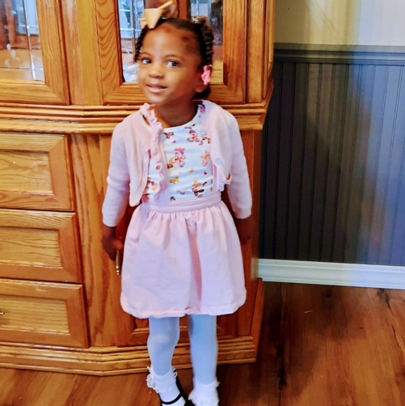 Meet your Posher, Shena - Picture 2 of 3